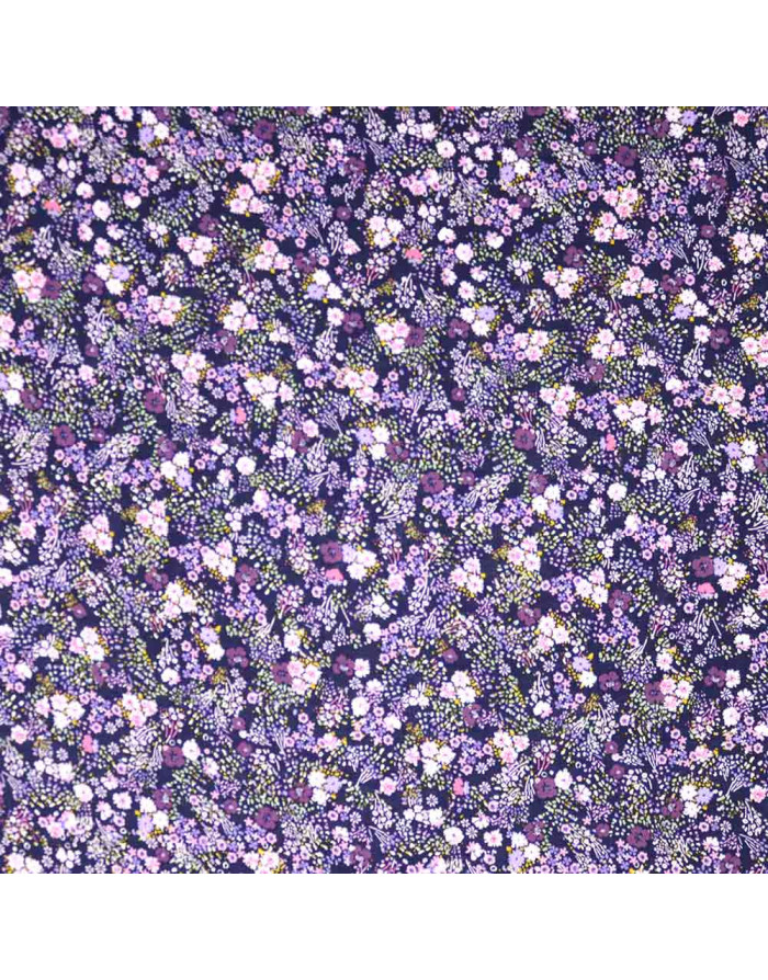 Tela Viscosa Morada Flores Blancas: Elegancia Floral y Estilo