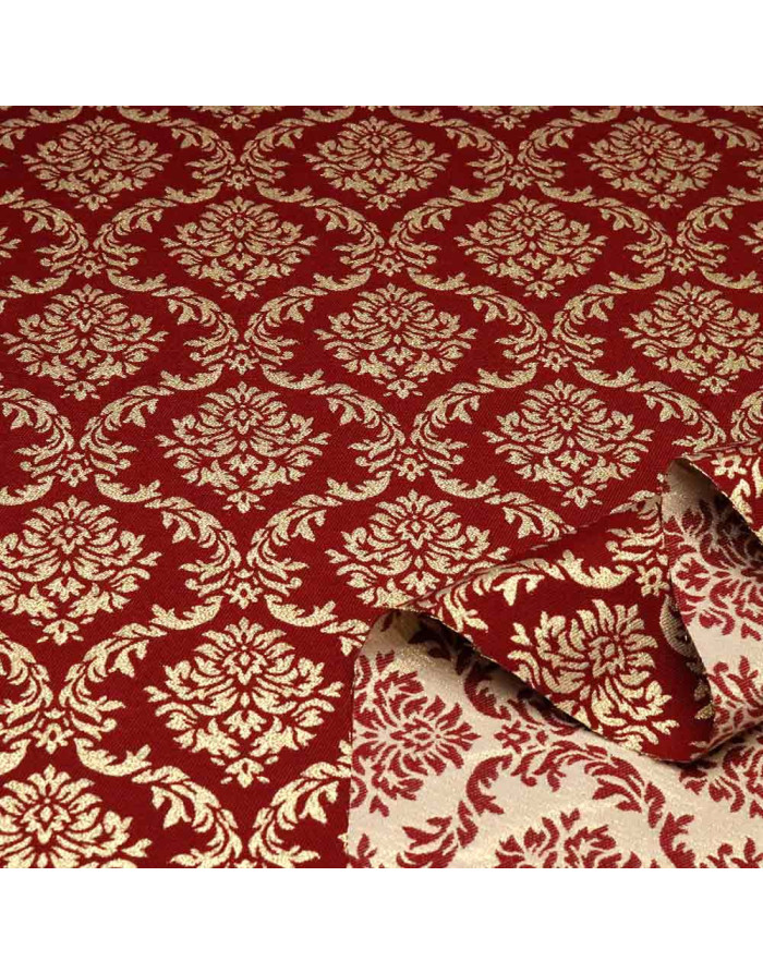 Tela Brocada Burdeos Badajoz: Elegancia del Mundo Cofrade
