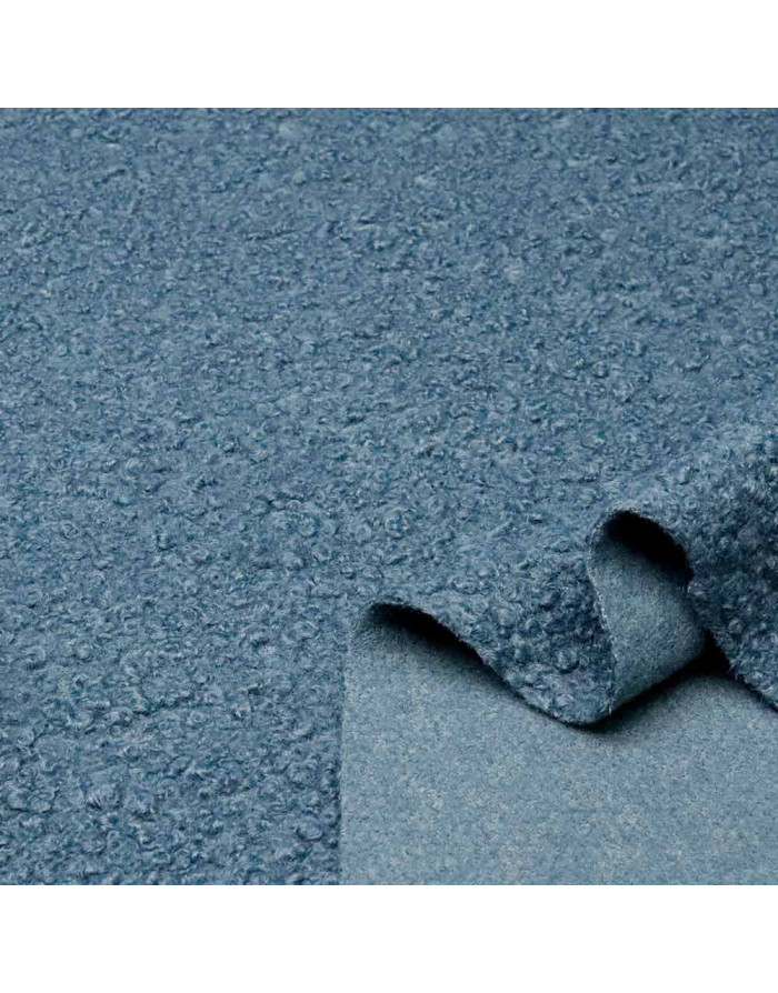 Tela Baquilla Lisa: La Tela Perfecta para la Moda de Invierno