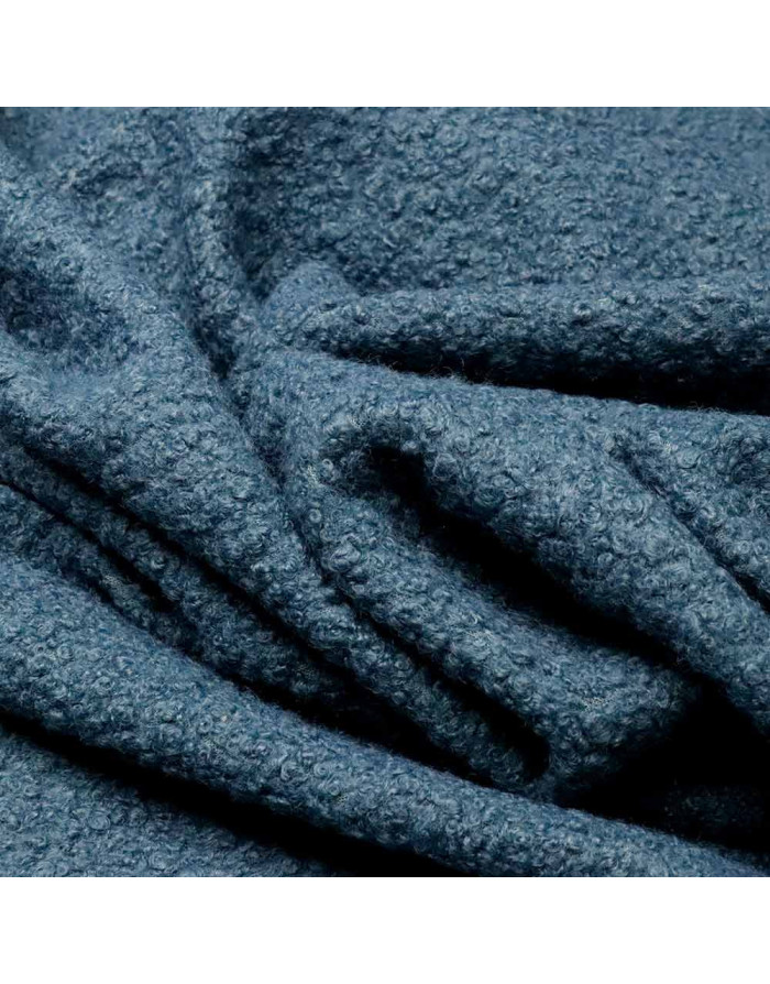 Tela Baquilla Lisa: La Tela Perfecta para la Moda de Invierno