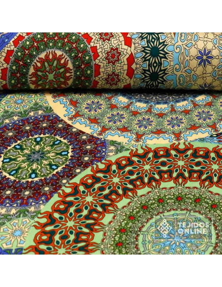 Viscosa Mandalas Verdes y Rojas | Telas en Viscosa 100% - Imagen 1