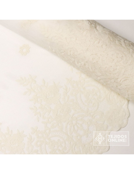 Tul Bordado con Flor Circular | Telas de Tul | Venta de Telas