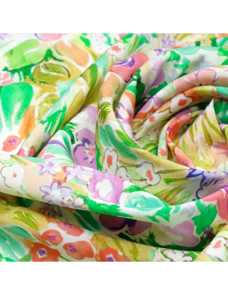 Tela de Flores Estampada  -  Telas de Vestir - Tienda de Telas - Imagen 2