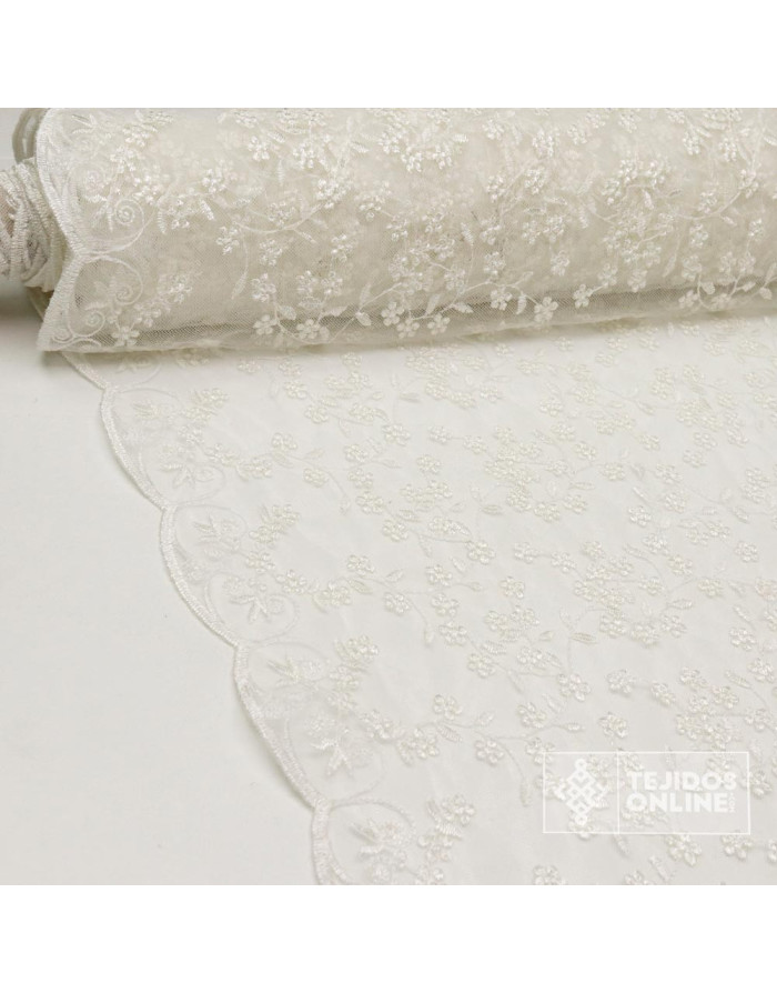 Tul Bordado Blanco Roto Con Flores – Tela con Acabado en Punta