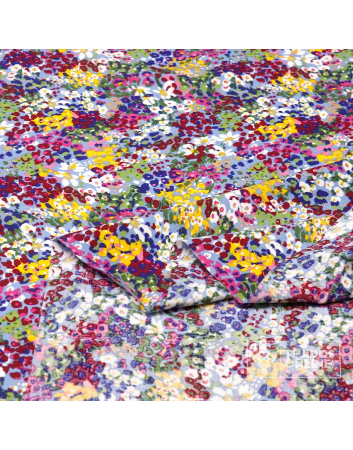 Tela Viscosa Estampado Flores Fondo Celeste - Telas de Vestir