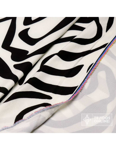 Tela Crep Lycra Cebra  - Telas de Vestir Estampada de Moda