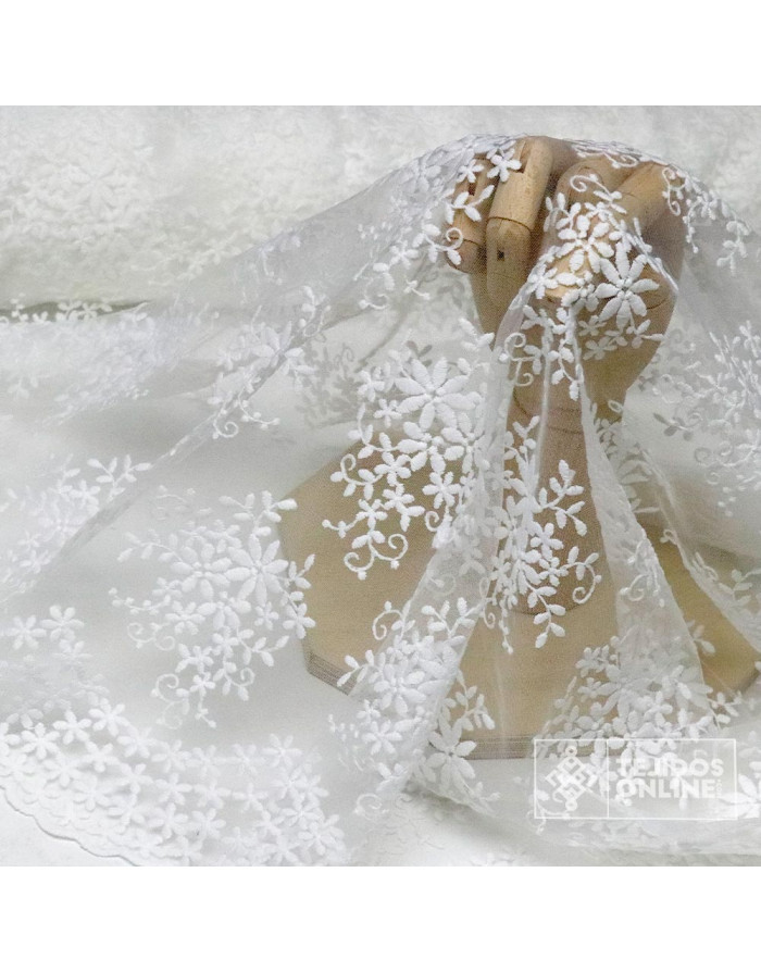 Tul Bordado Blanco Acabado en Puntas - Telas al Mejor Precio