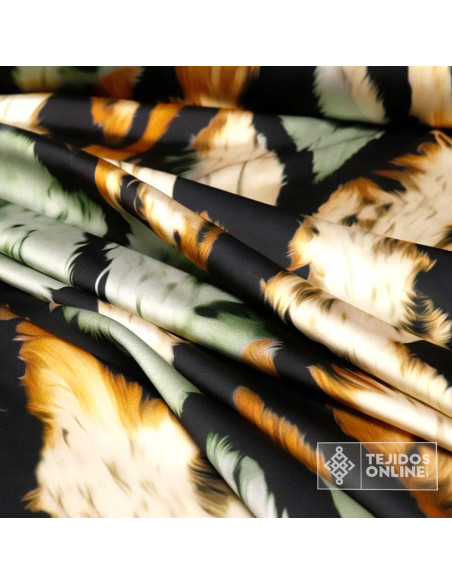 Crep Seda Raso Lycra Safary - Tela de Vestir Estampada