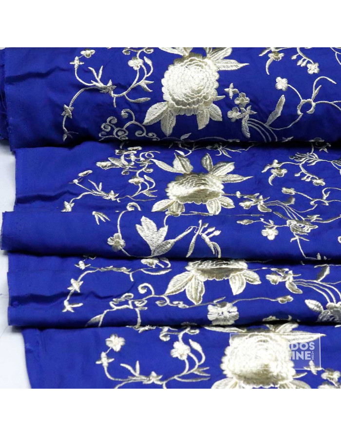 Mantoncillo Azulino Bordados de Flores Champang | Mantoncillos - Imagen 5