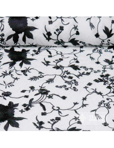 Mantoncillo Blanco con Flores Negras | Mantoncillos - Imagen 1