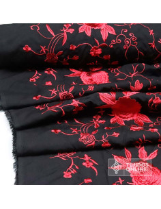 Mantoncillo Negro con Flores Rojas | Mantoncillos - Imagen 2