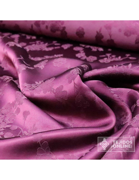 Tela Jacquard en Viscosa Flor Berenjena - Telas de Moda - Imagen 2